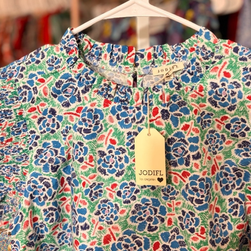 JODIFL Floral Ruffle Sleeve Blouse - Blue, Green and Red: New With Tags - Picture 3 of 4